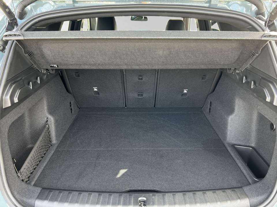 bmw-x1-sdrive18d-2024-diesel-1995cc