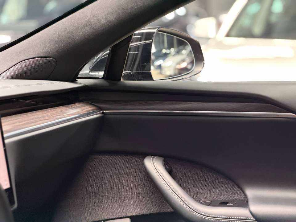 tesla-model-s-ludicrous-performance-2021-eletrico