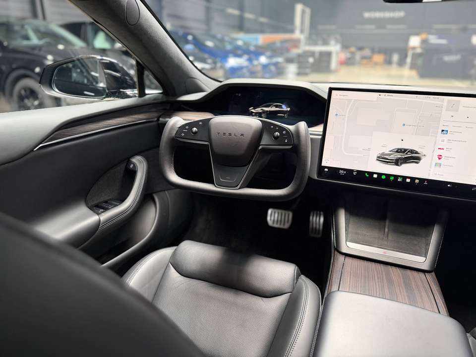 tesla-model-s-ludicrous-performance-2021-eletrico