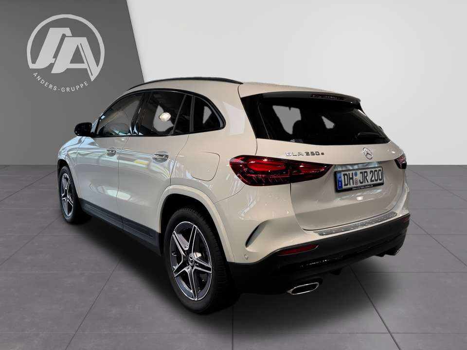 mercedes-benz-gla-250-e-2024-gasolina-1332cc