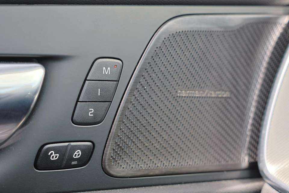 volvo-xc60-xc60-2024-gasolina-1969cc