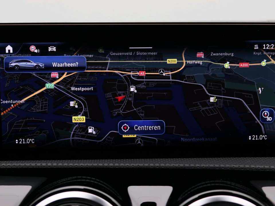 mercedes-benz-cla-200-2024-gasolina-1332cc