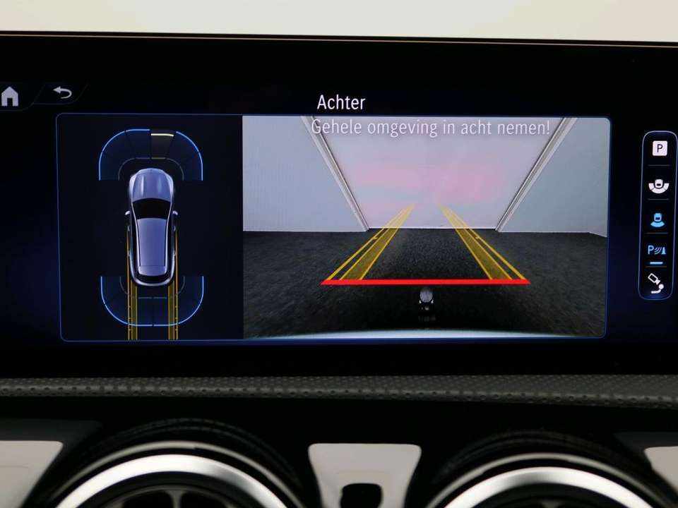 mercedes-benz-cla-200-2024-gasolina-1332cc