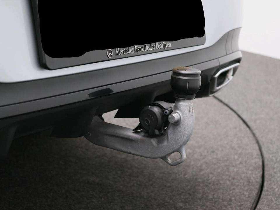 mercedes-benz-cla-200-2024-gasolina-1332cc