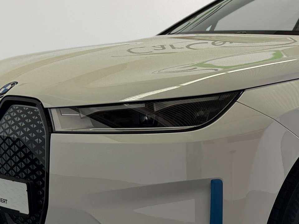 bmw-ix-xdrive40-2022-eletrico