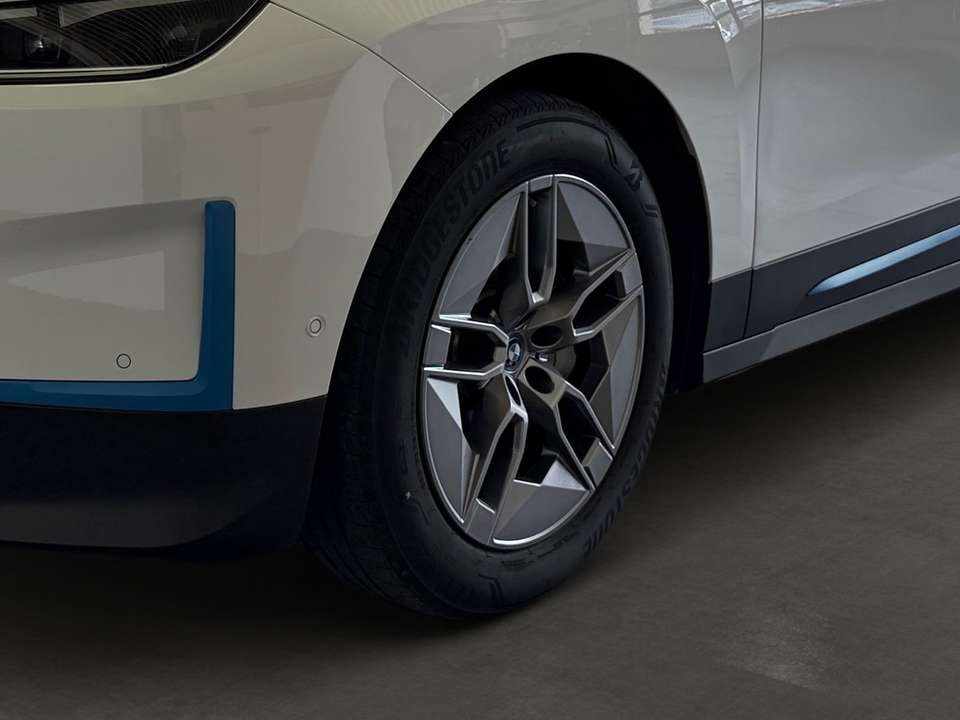 bmw-ix-xdrive40-2022-eletrico