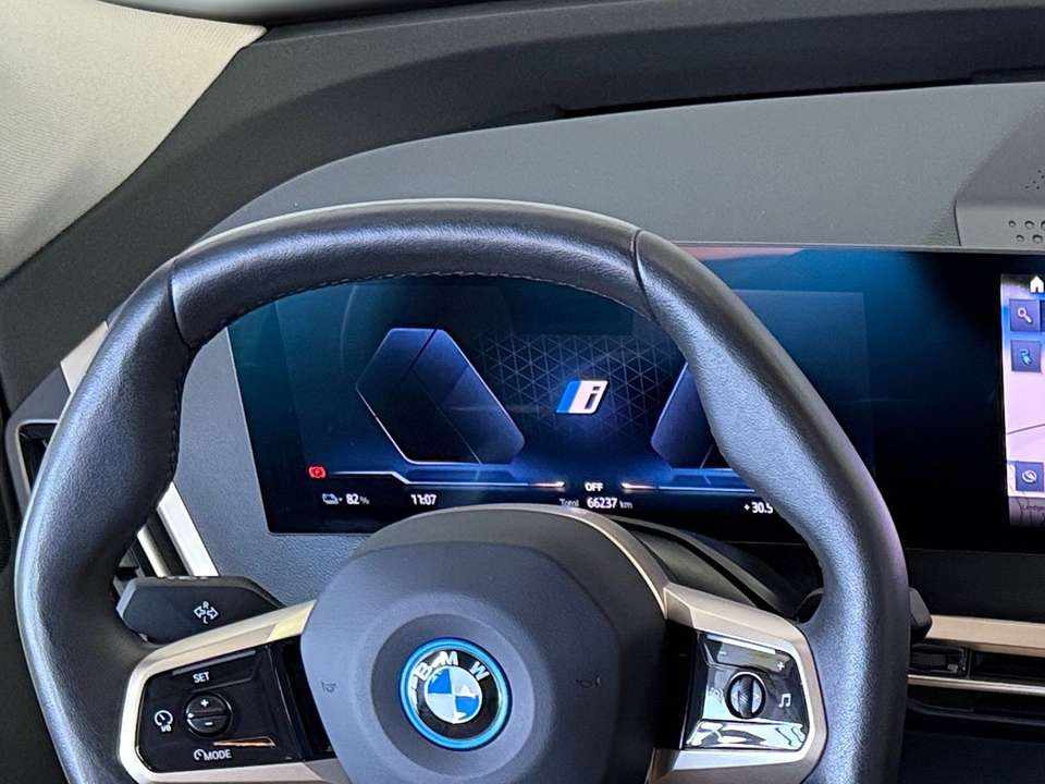 bmw-ix-xdrive40-2022-eletrico