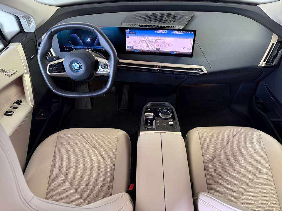 bmw-ix-xdrive40-2022-eletrico