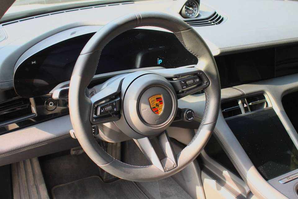 porsche-taycan-4s-2021-eletrico