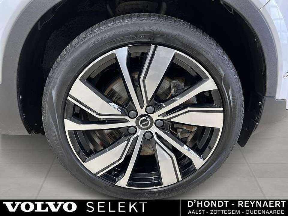 volvo-xc40-p8-recharge-awd-2021-eletrico