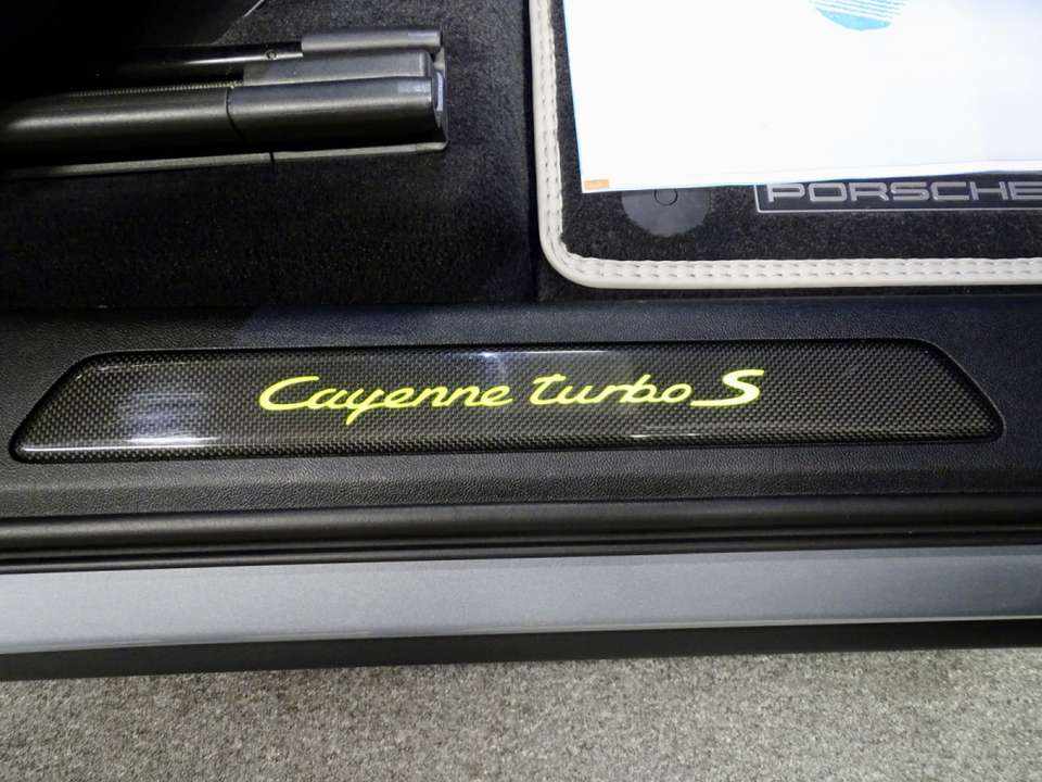 porsche-cayenne-turbo-s-e-hybrid-2020-gasolina-3996cc