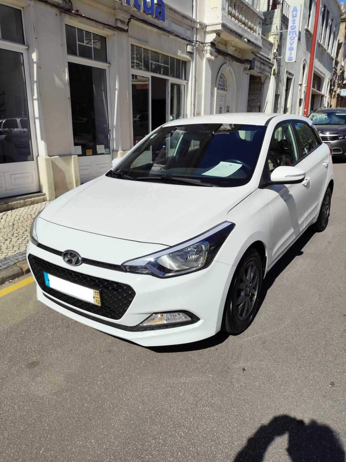 hyundai-i20-1-1-75cv-2017-diesel-1120cc