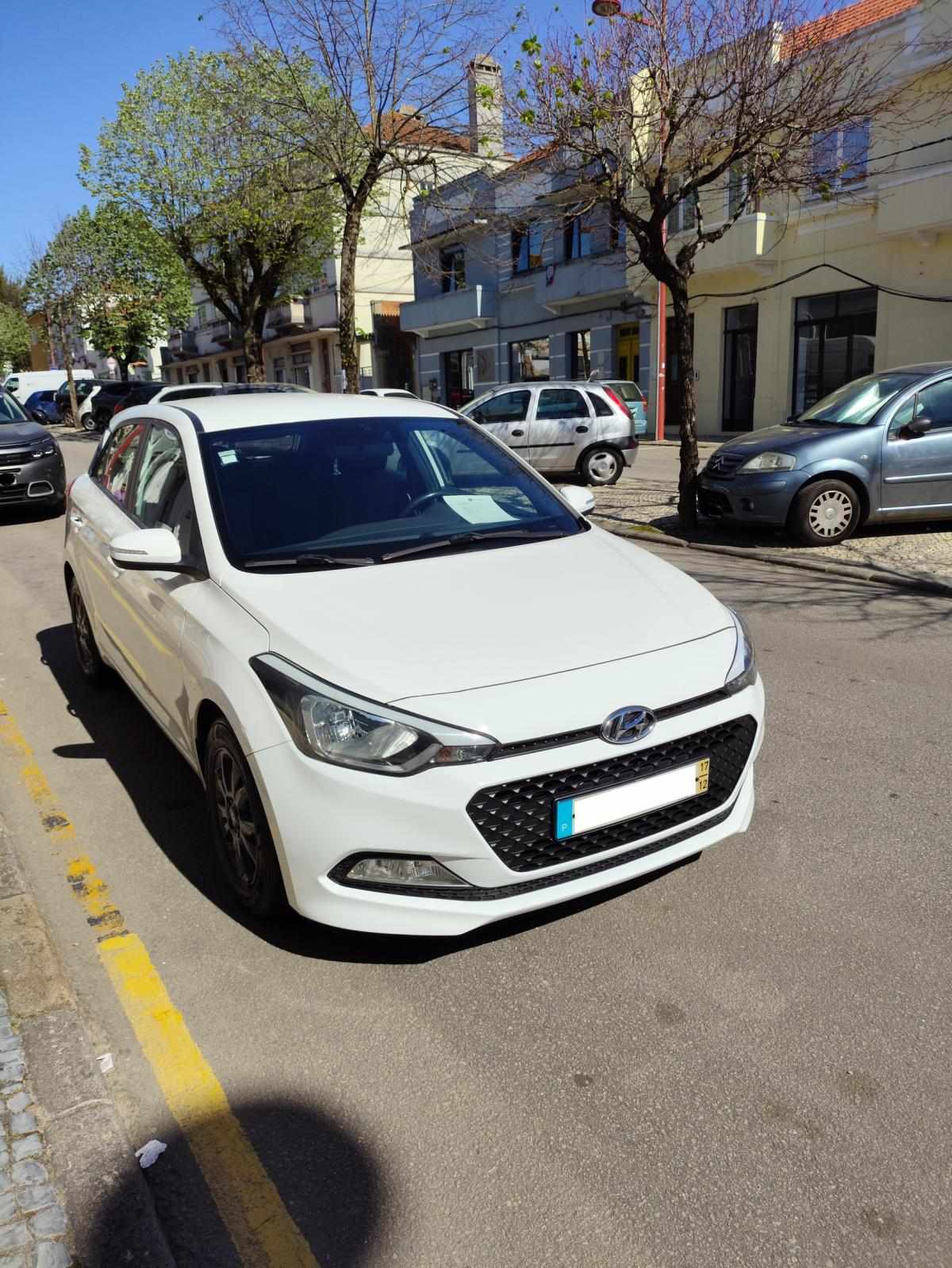 hyundai-i20-1-1-75cv-2017-diesel-1120cc
