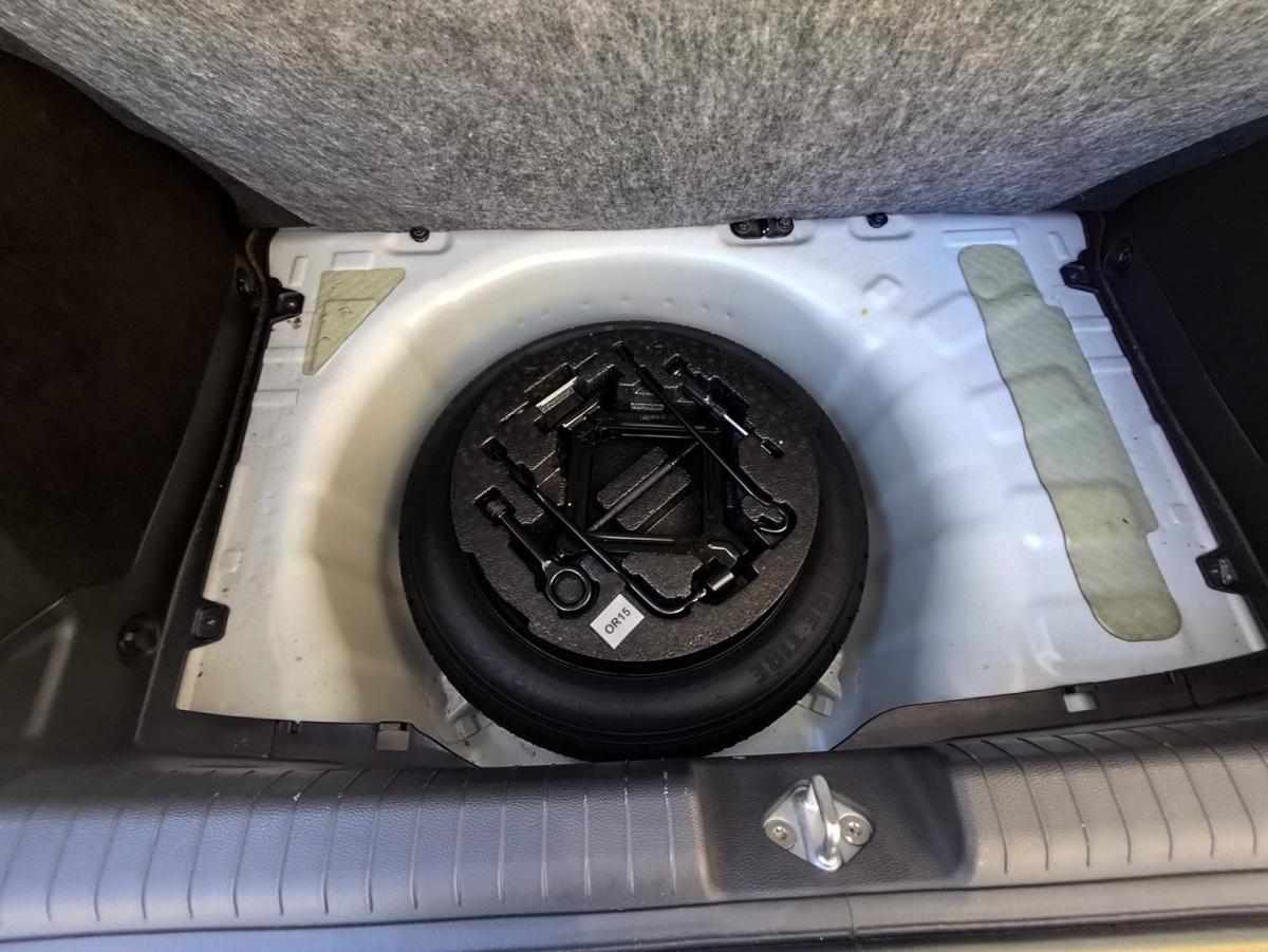 hyundai-i20-1-1-75cv-2017-diesel-1120cc