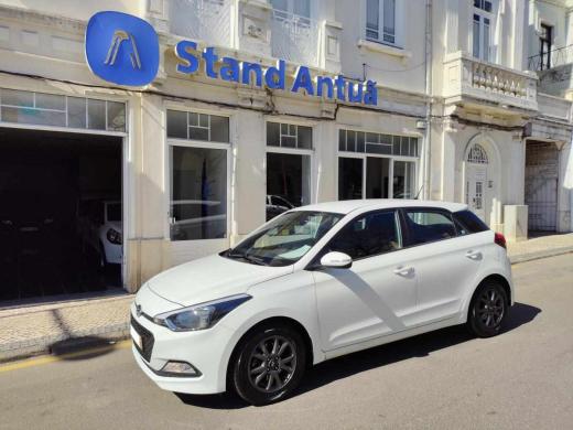 hyundai-i20-1-1-75cv-2017-diesel-1120cc