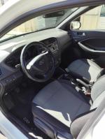 hyundai-i20-1-1-75cv-2017-diesel-1120cc