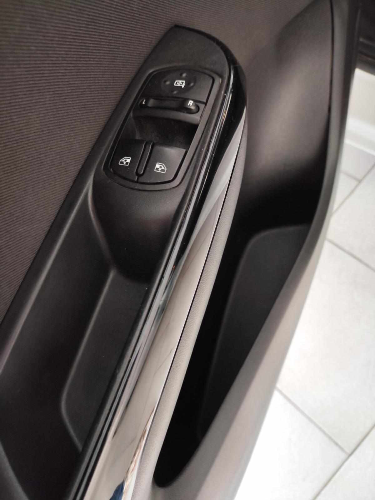 opel-corsa-1-2-cdti-2018-diesel-1248cc