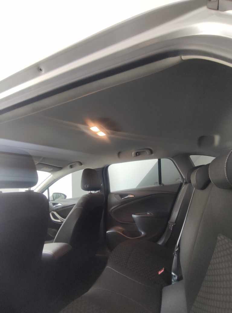 opel-astra-sport-tourer-2018-diesel-1598cc