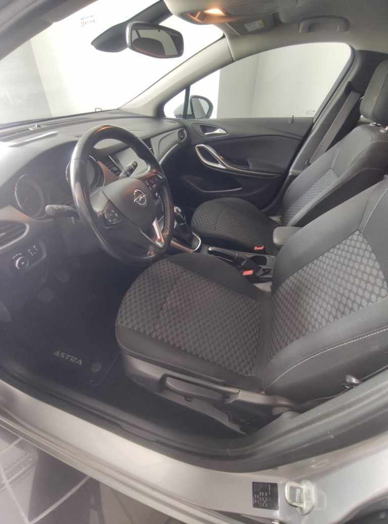 opel-astra-sport-tourer-2018-diesel-1598cc