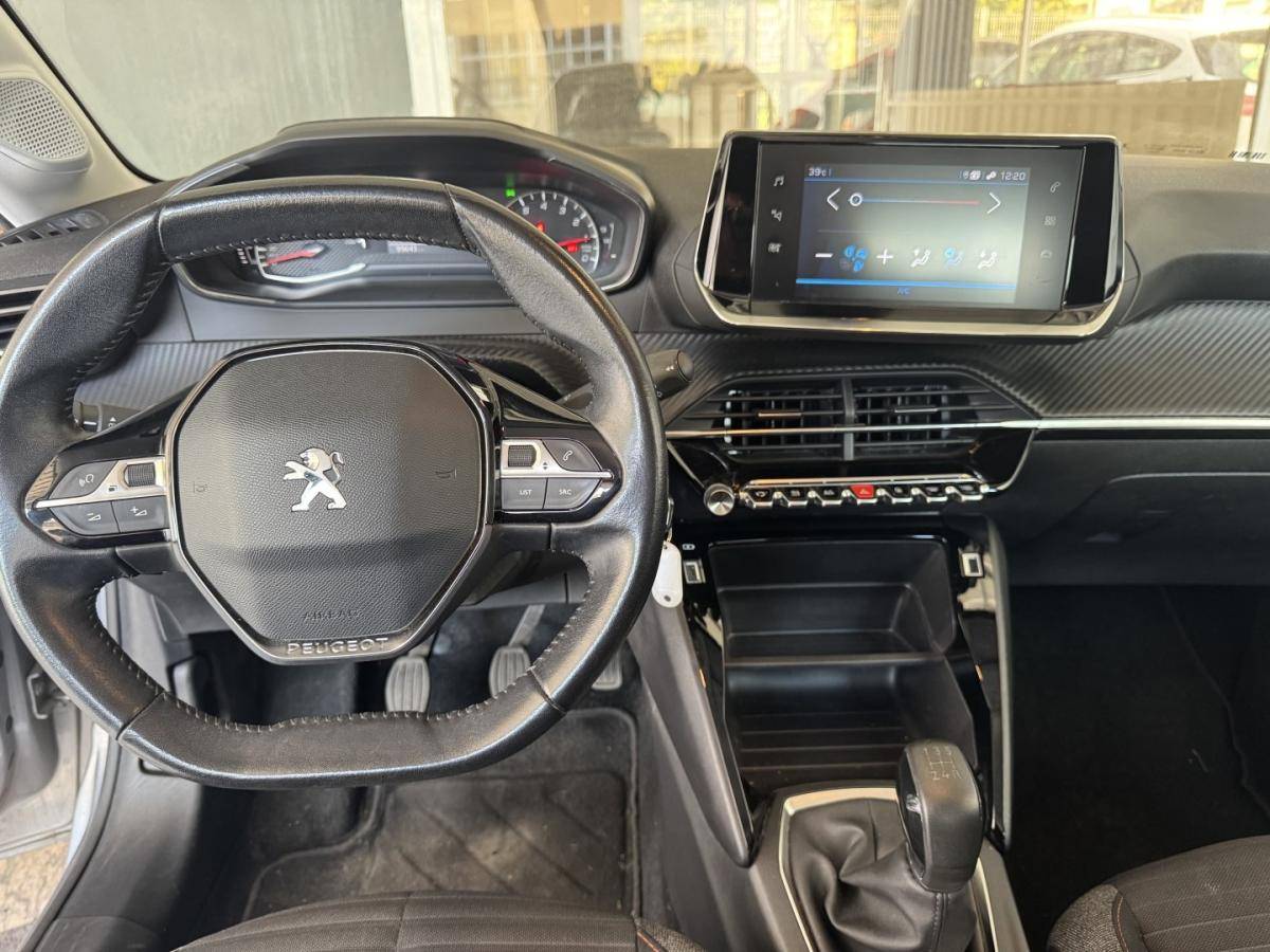 peugeot-208-2020-gasolina-1199cc