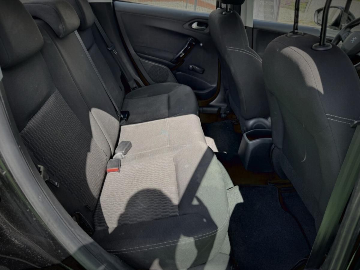 peugeot-208-2018-diesel-1499cc