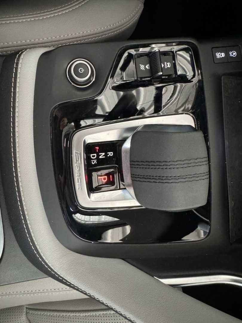 jaguar-e-pace-2023-hibrido-1498cc