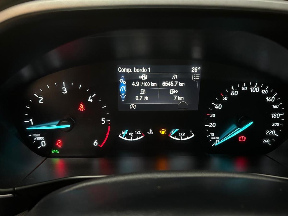 ford-focus-2022-diesel-1499cc