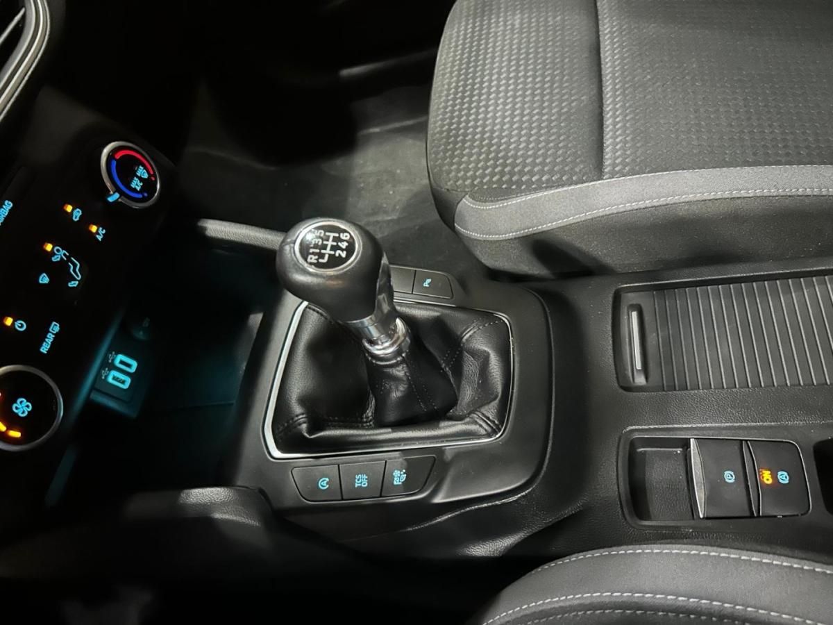 ford-focus-2022-diesel-1499cc