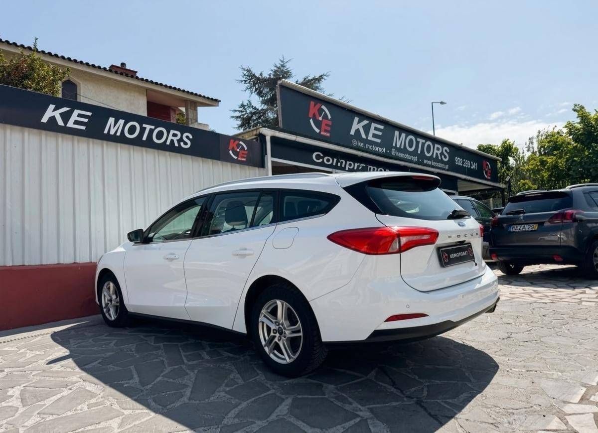ford-focus-2022-diesel-1499cc