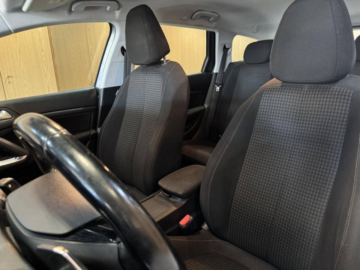 peugeot-308-sw-2021-diesel-1499cc