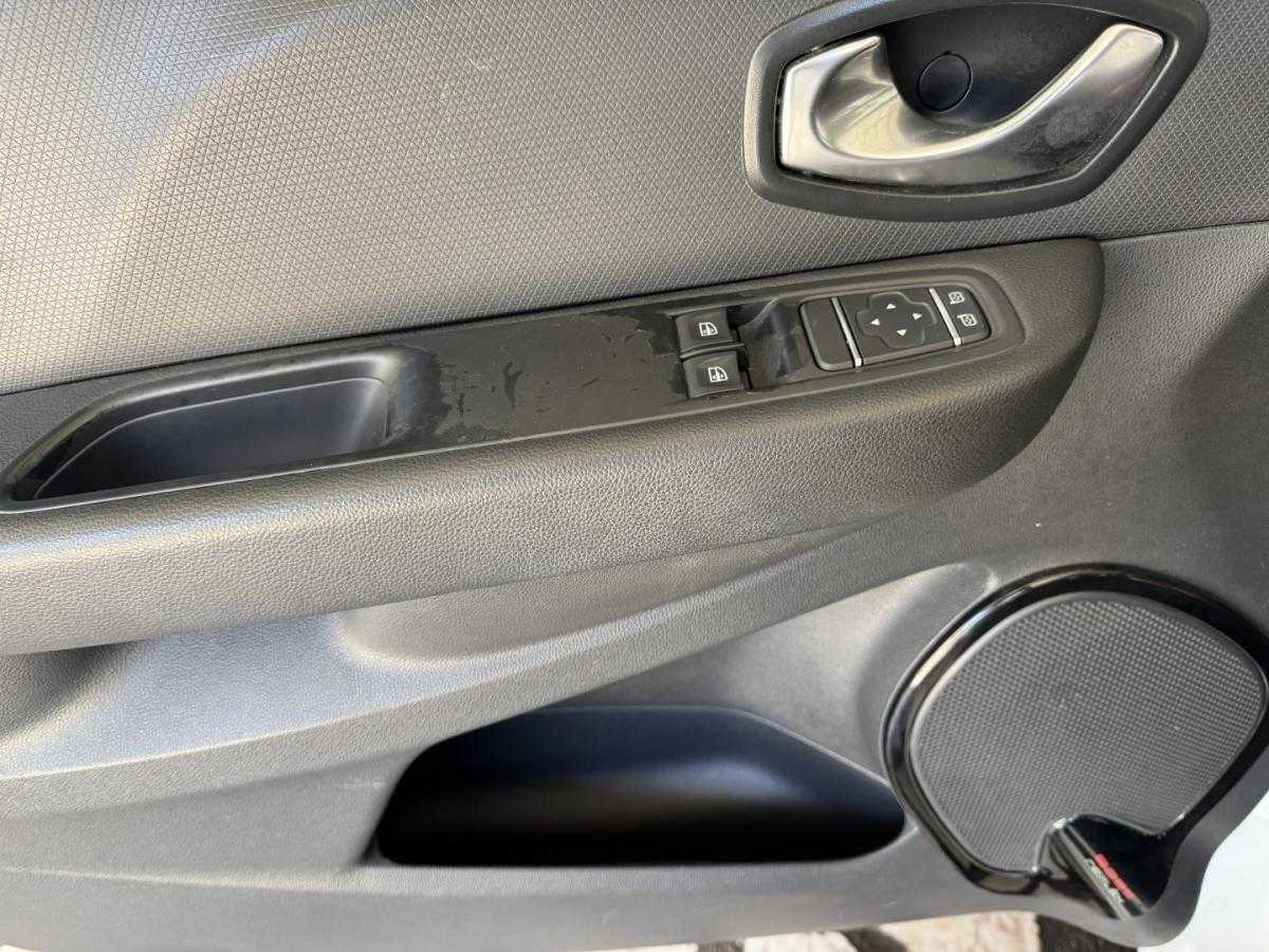 renault-clio-sport-tourer-2018-gasolina-898cc
