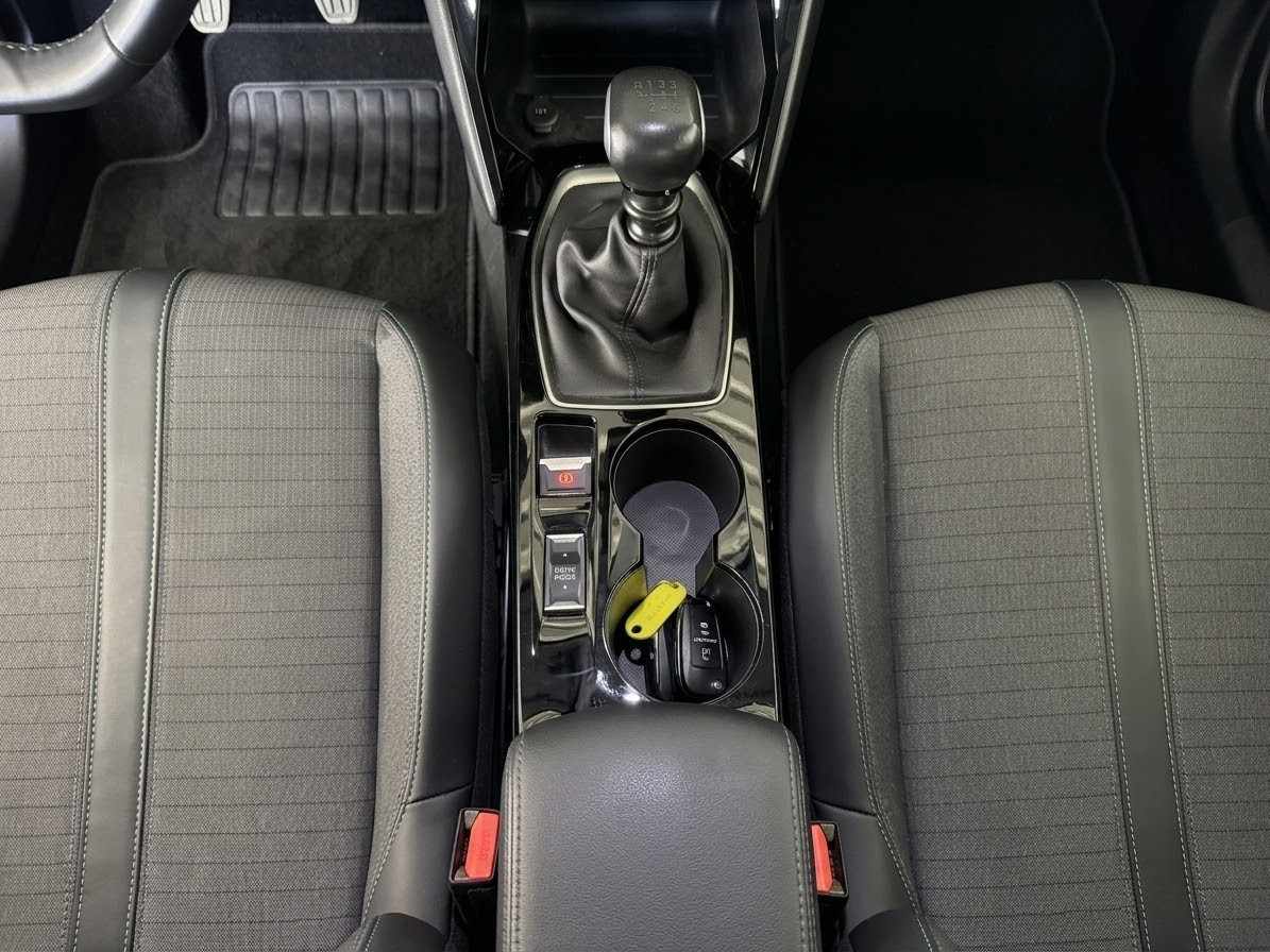 peugeot-2008-2022-gasolina-1199cc