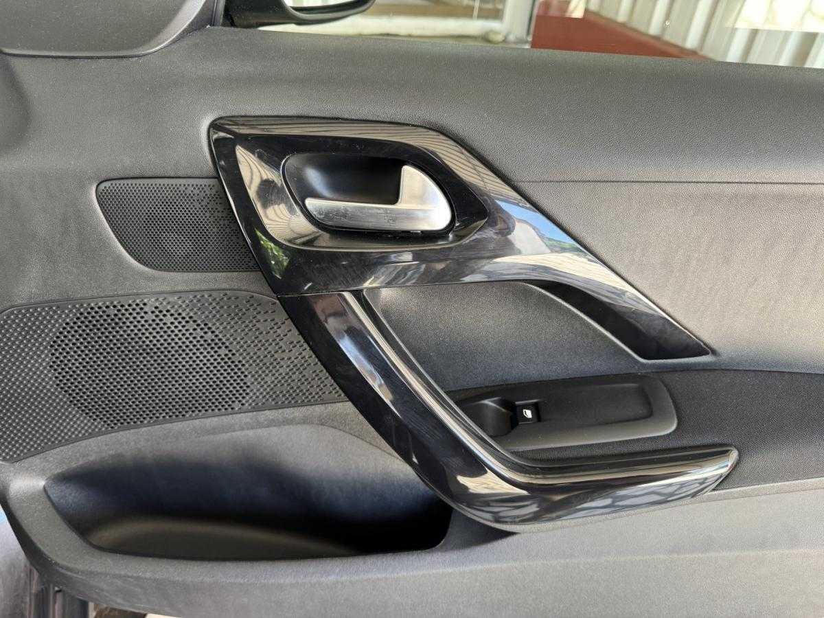 peugeot-2008-2019-gasolina-1199cc