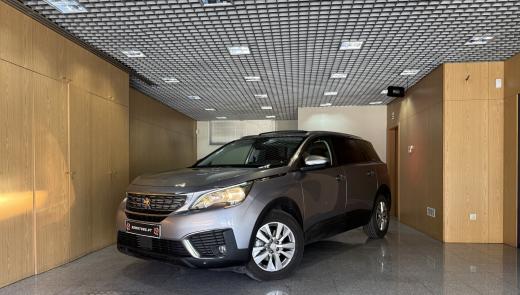 peugeot-5008-2018-diesel-1499cc