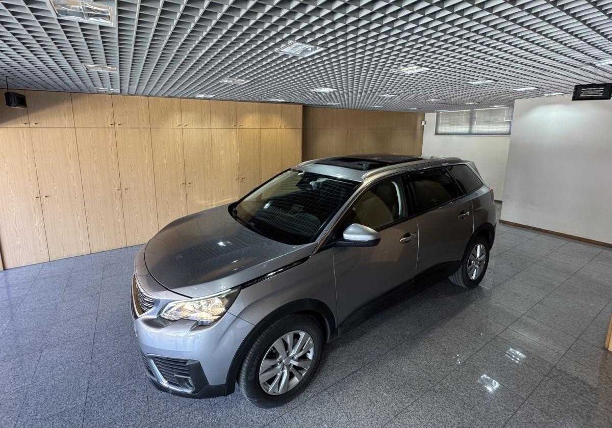peugeot-5008-2018-diesel-1499cc
