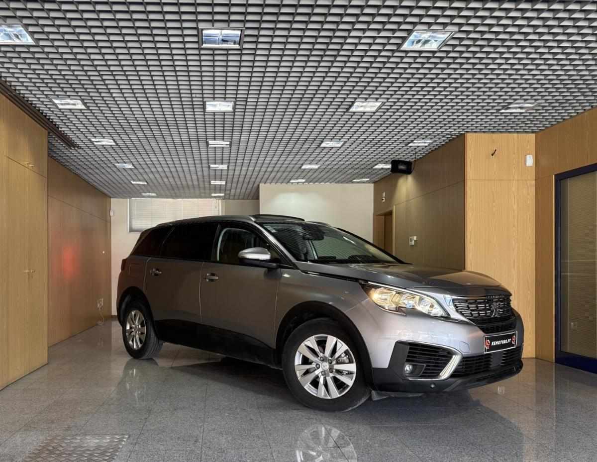 peugeot-5008-2018-diesel-1499cc