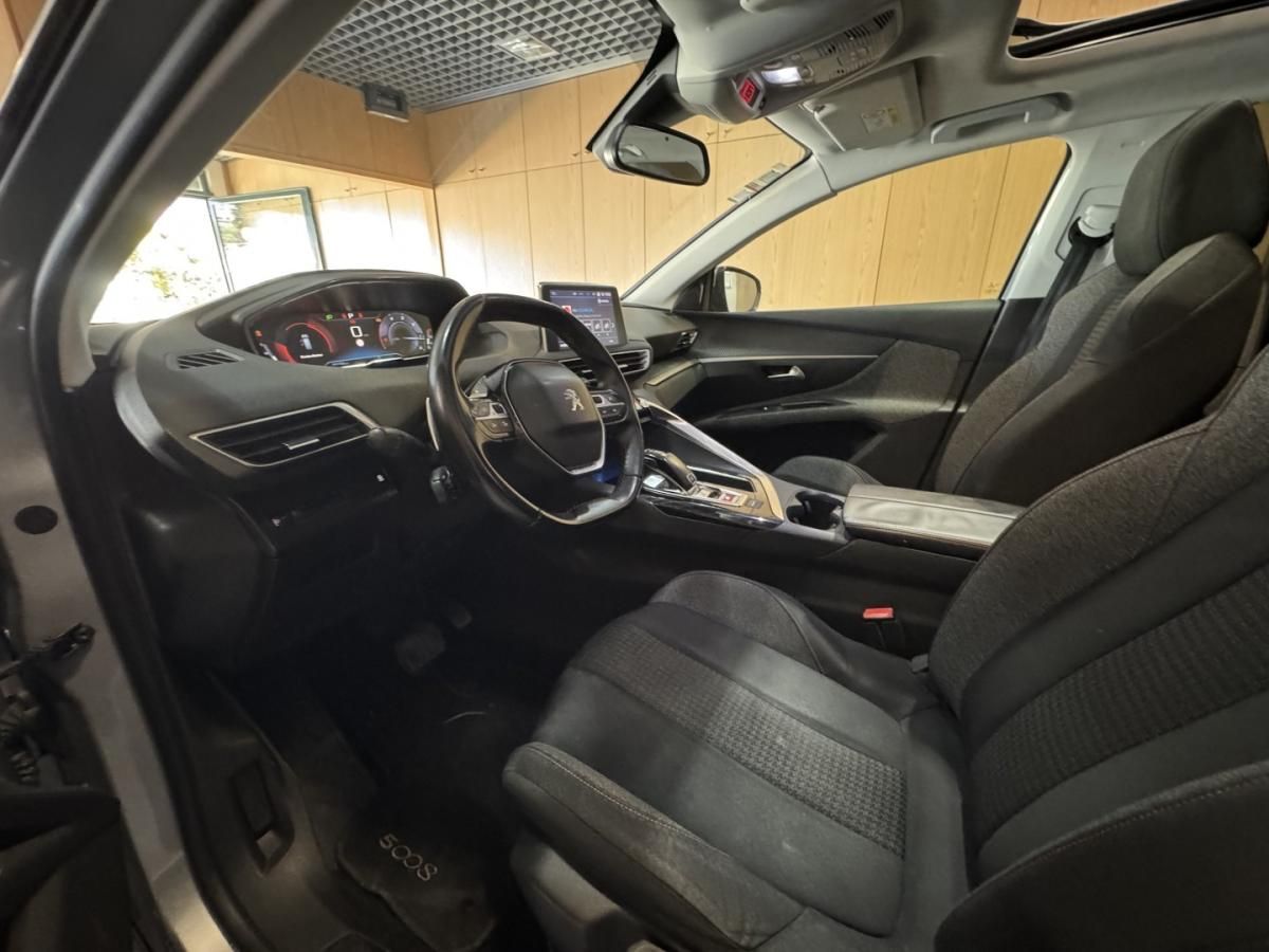 peugeot-5008-2018-diesel-1499cc