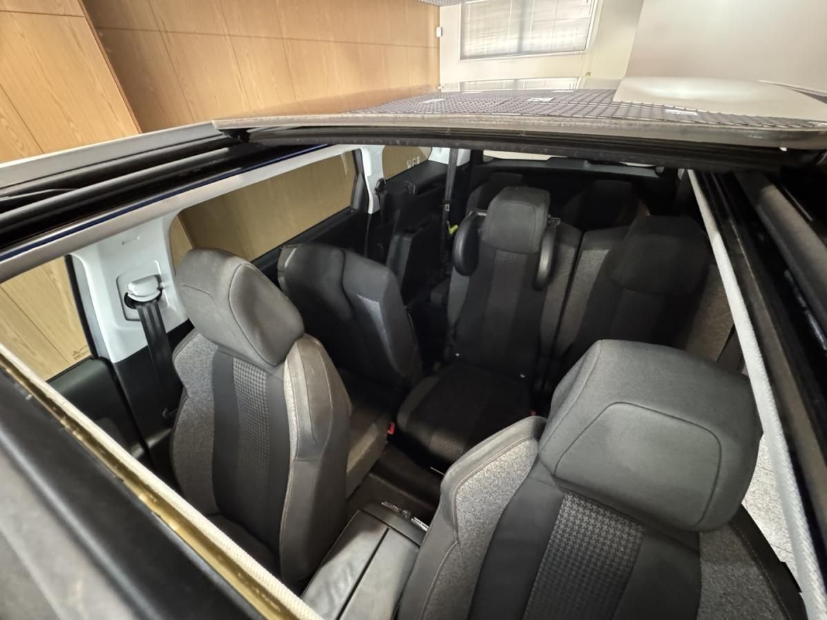 peugeot-5008-2018-diesel-1499cc