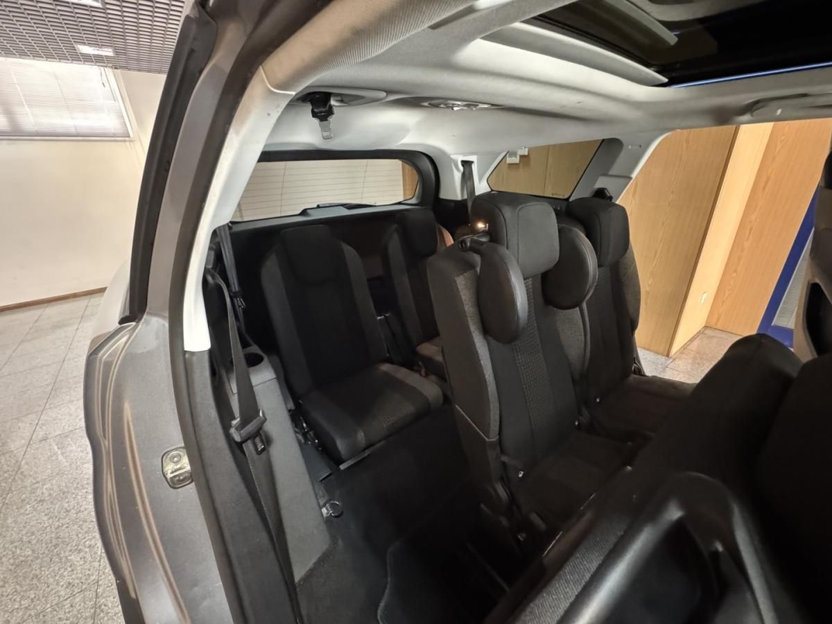peugeot-5008-2018-diesel-1499cc