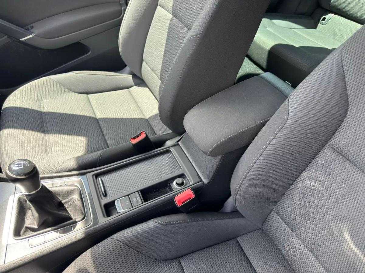 volkswagen-golf-2019-gasolina-999cc