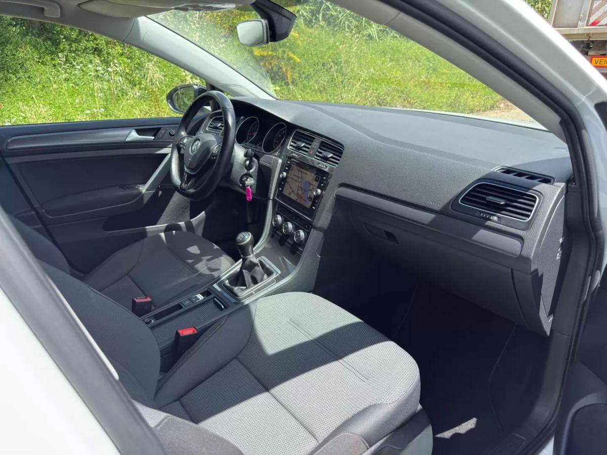 volkswagen-golf-2019-gasolina-999cc