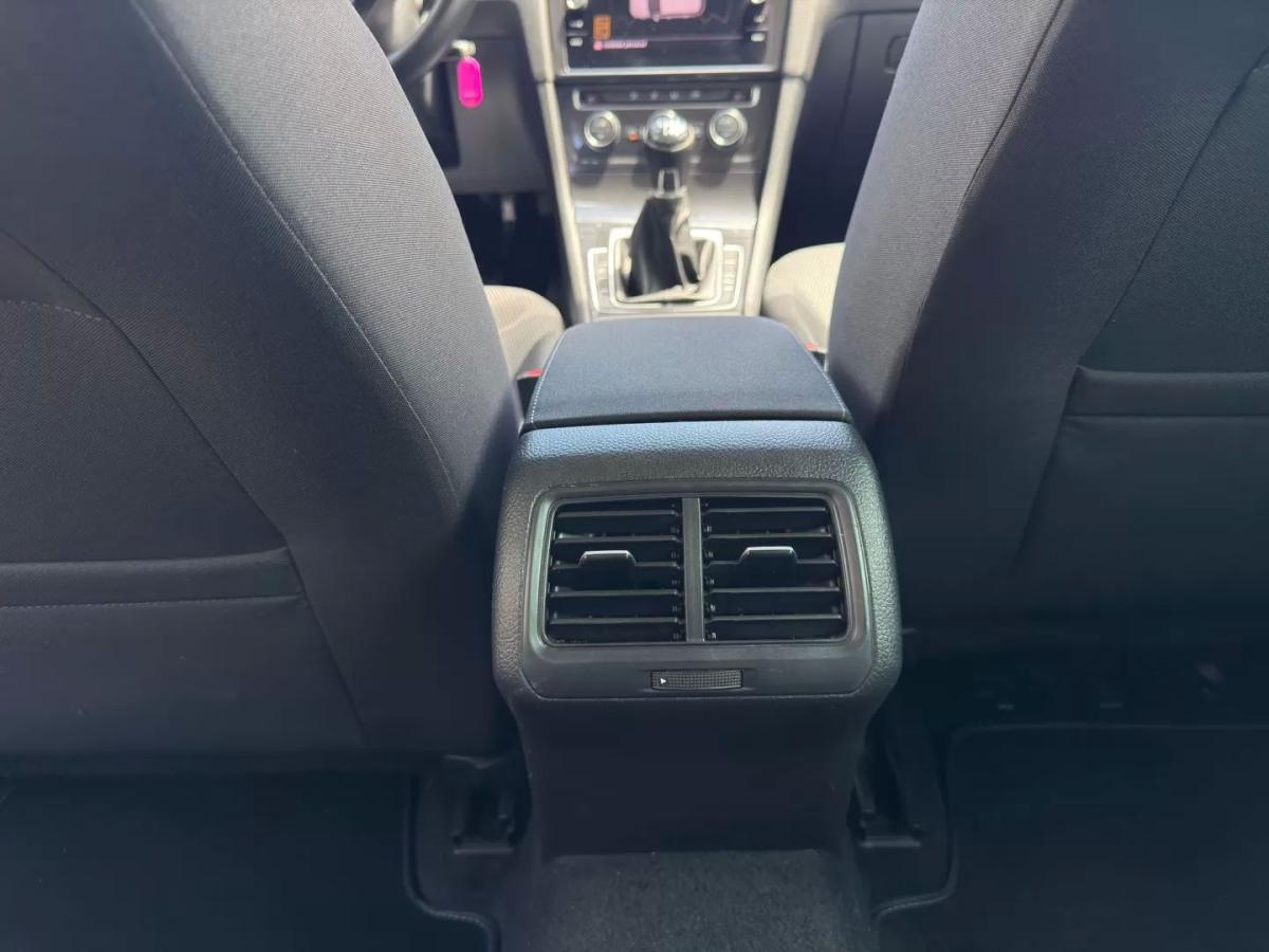 volkswagen-golf-2019-gasolina-999cc