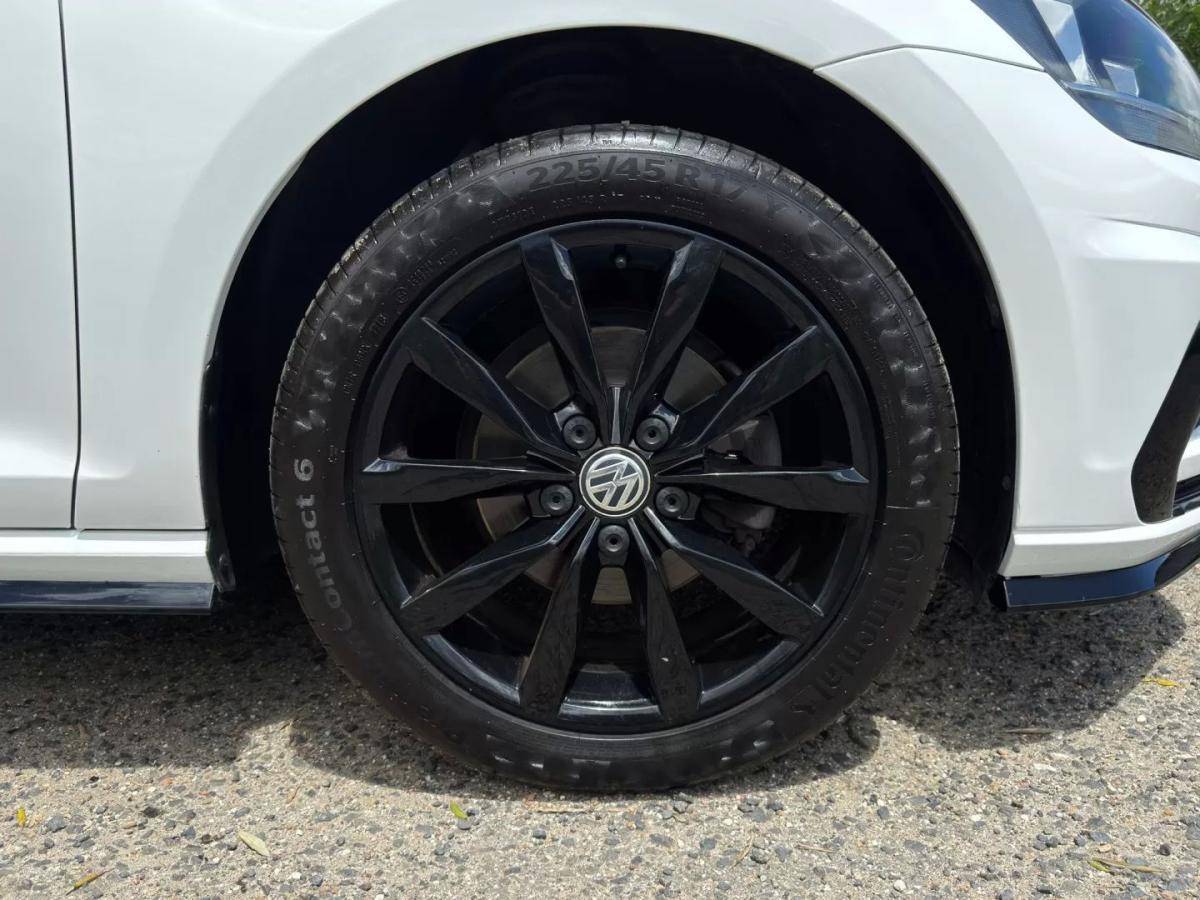 volkswagen-golf-2019-gasolina-999cc