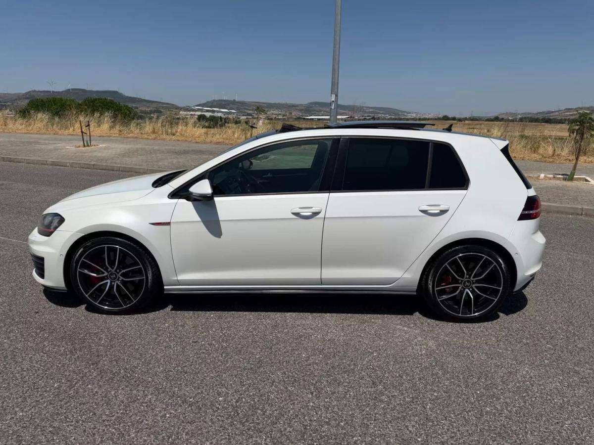 volkswagen-golf-2013-gasolina-1984cc