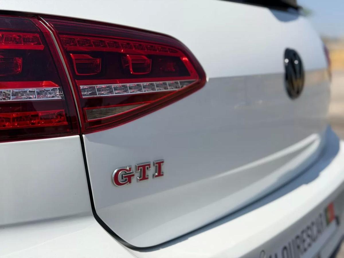 volkswagen-golf-2013-gasolina-1984cc