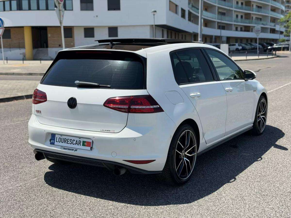 volkswagen-golf-2013-gasolina-1984cc