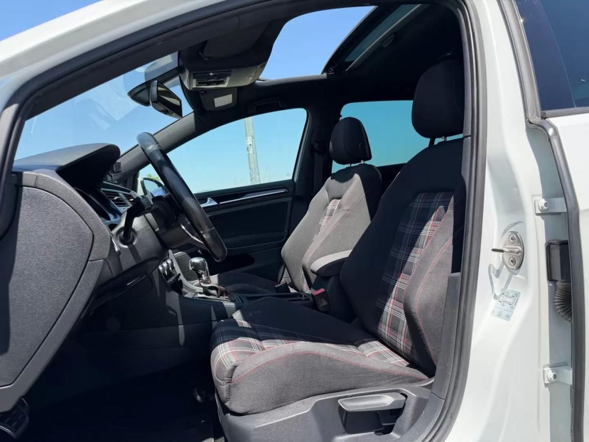 volkswagen-golf-2013-gasolina-1984cc