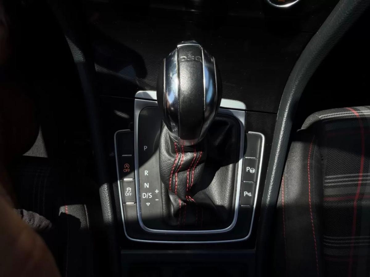 volkswagen-golf-2013-gasolina-1984cc