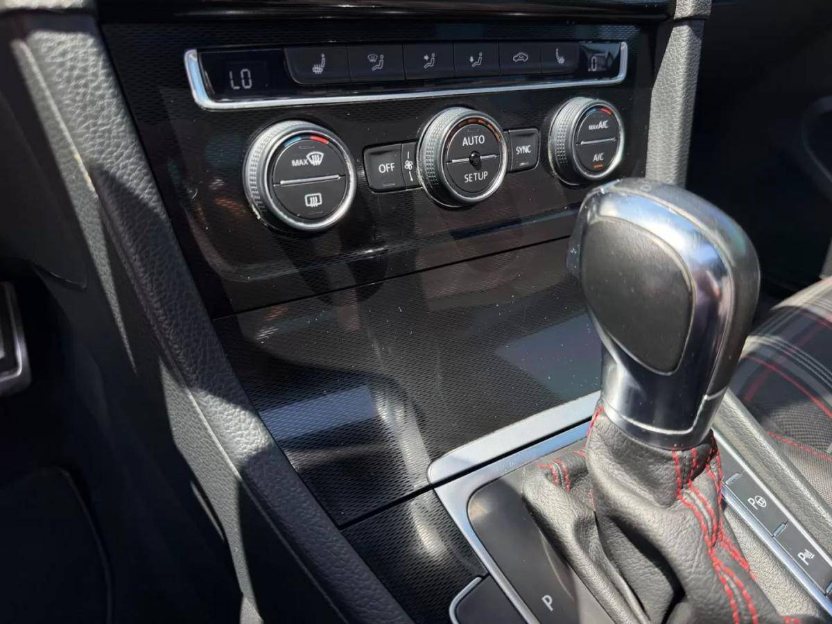 volkswagen-golf-2013-gasolina-1984cc