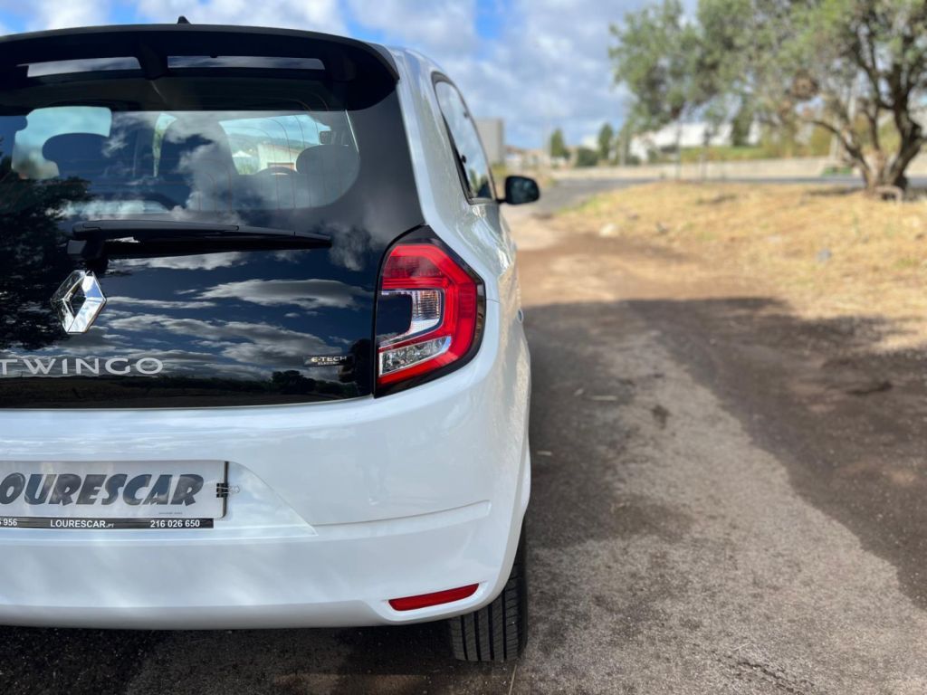 renault-twingo-2022-eletrico-200cc